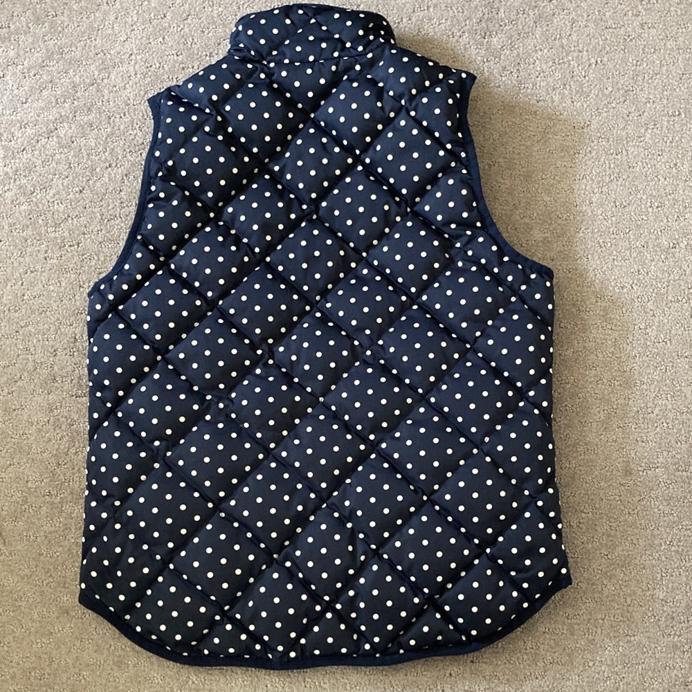 J. CREW navy polka-dot puffer vest, Sz Small. - Picture 2 of 6